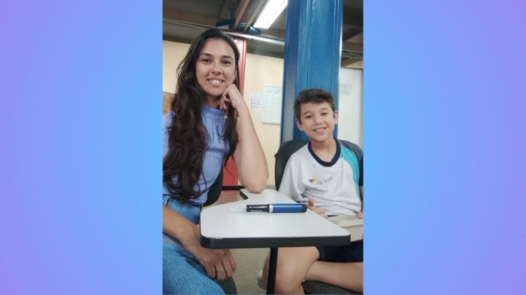 Mãe e filho com diabetes