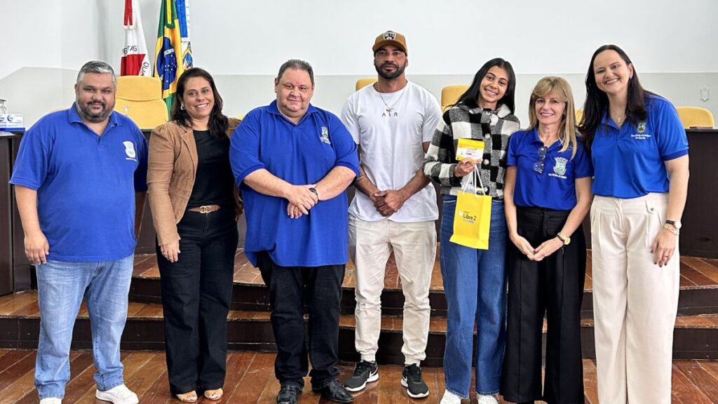 Barroso (MG) começa a distribuir sensor de glicose para crianças e adolescentes com diabetes tipo 1; veja quem tem direito 1 sensor de glicose diabetes prefeitura