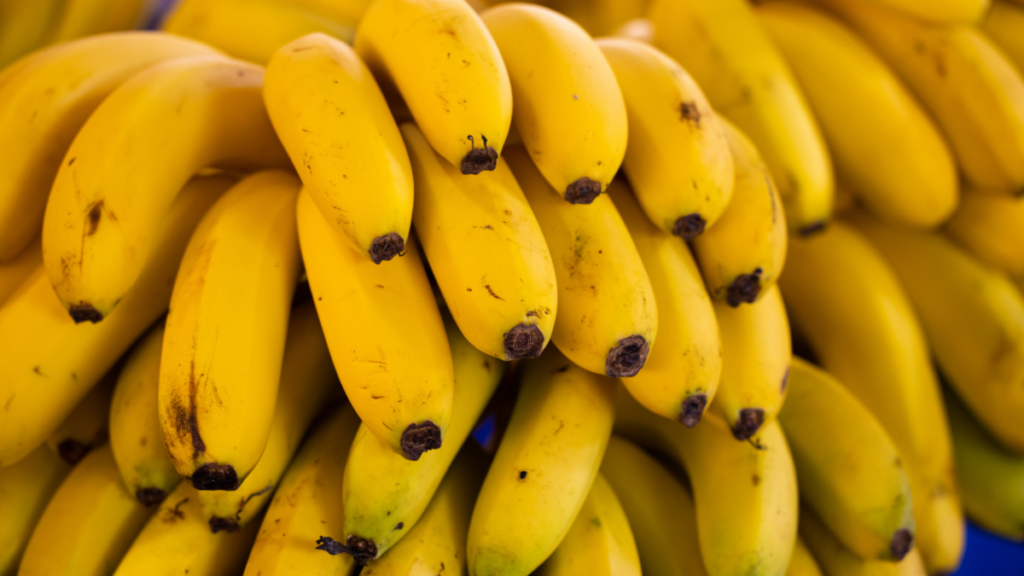 Quem tem diabetes deve escolher banana prata ou nanica? Bananas maduras podem influenciar a glicemia